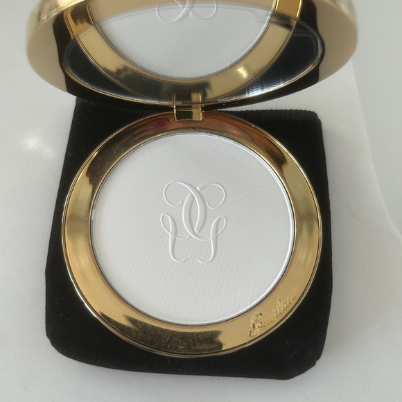 Guerlain Ladies In All Climates Limited Edition Meteorites Compact - Picture 2 of 4